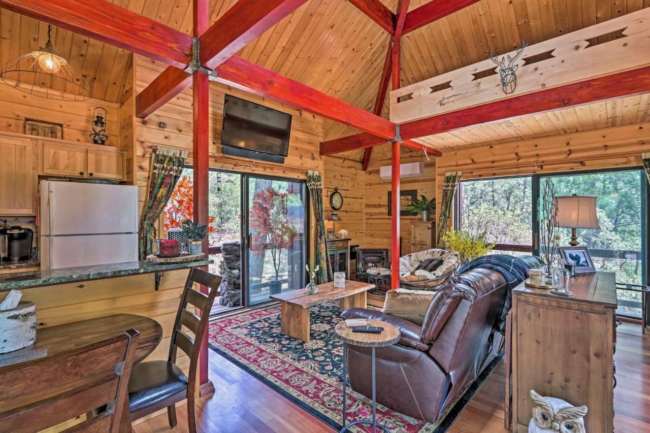 Romantic Strawberryandpine Studio Cabin With Deck! Kültér fotó