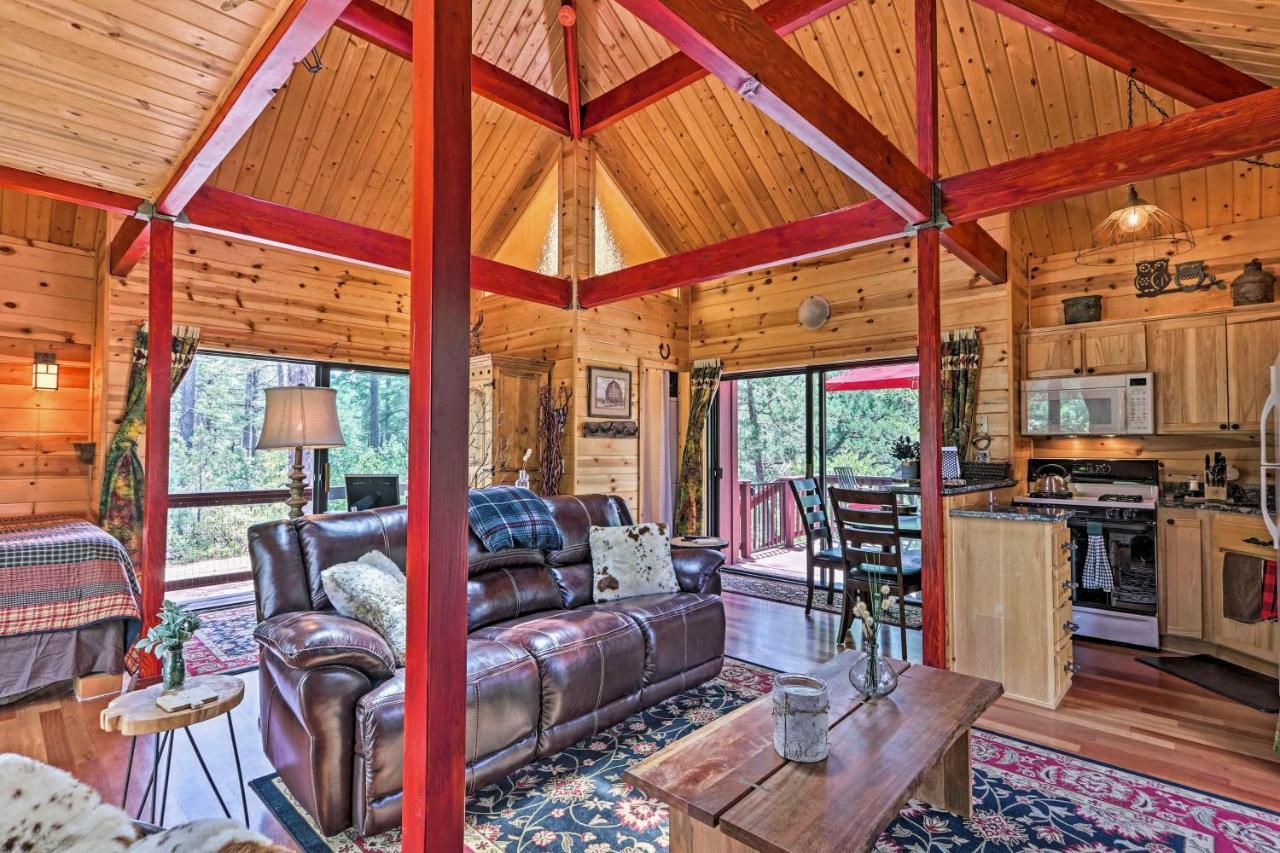 Romantic Strawberryandpine Studio Cabin With Deck! Kültér fotó