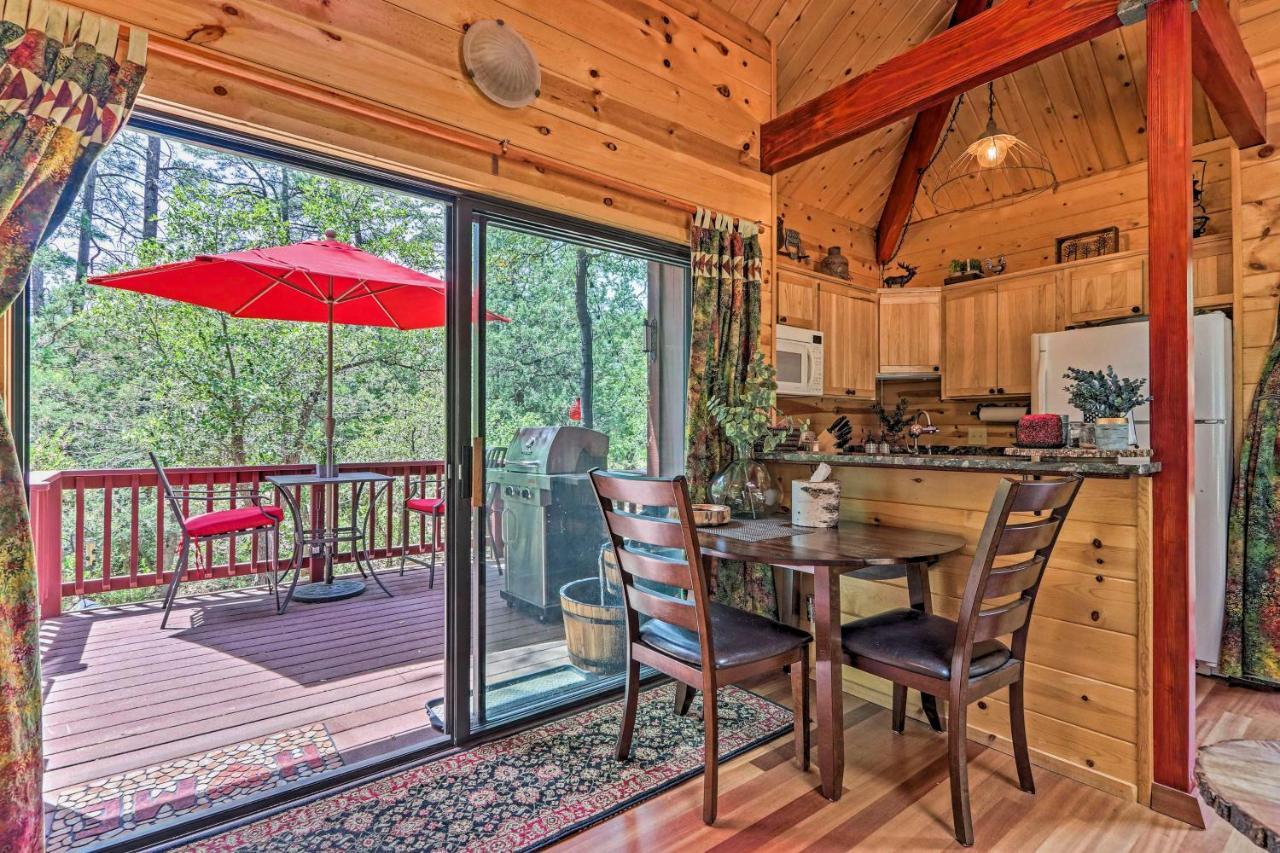 Romantic Strawberryandpine Studio Cabin With Deck! Kültér fotó